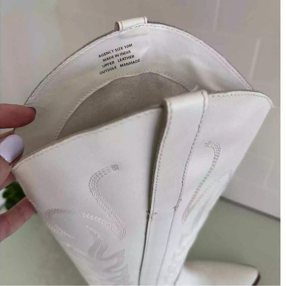 Agency Boot, Size 10, Genuine Leather, Designer Matisse White 2" Heel - Picture 10 of 13